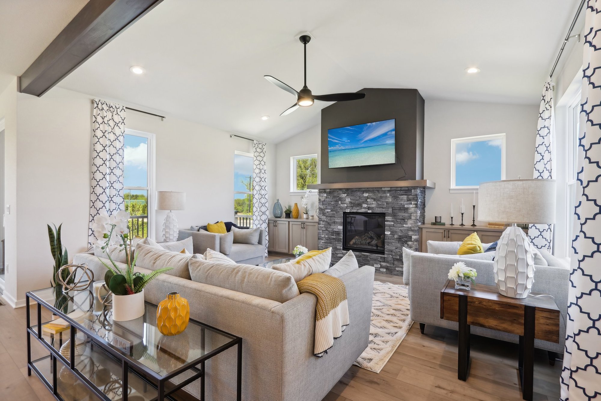 W151N11999 Mistletoe Rd-007