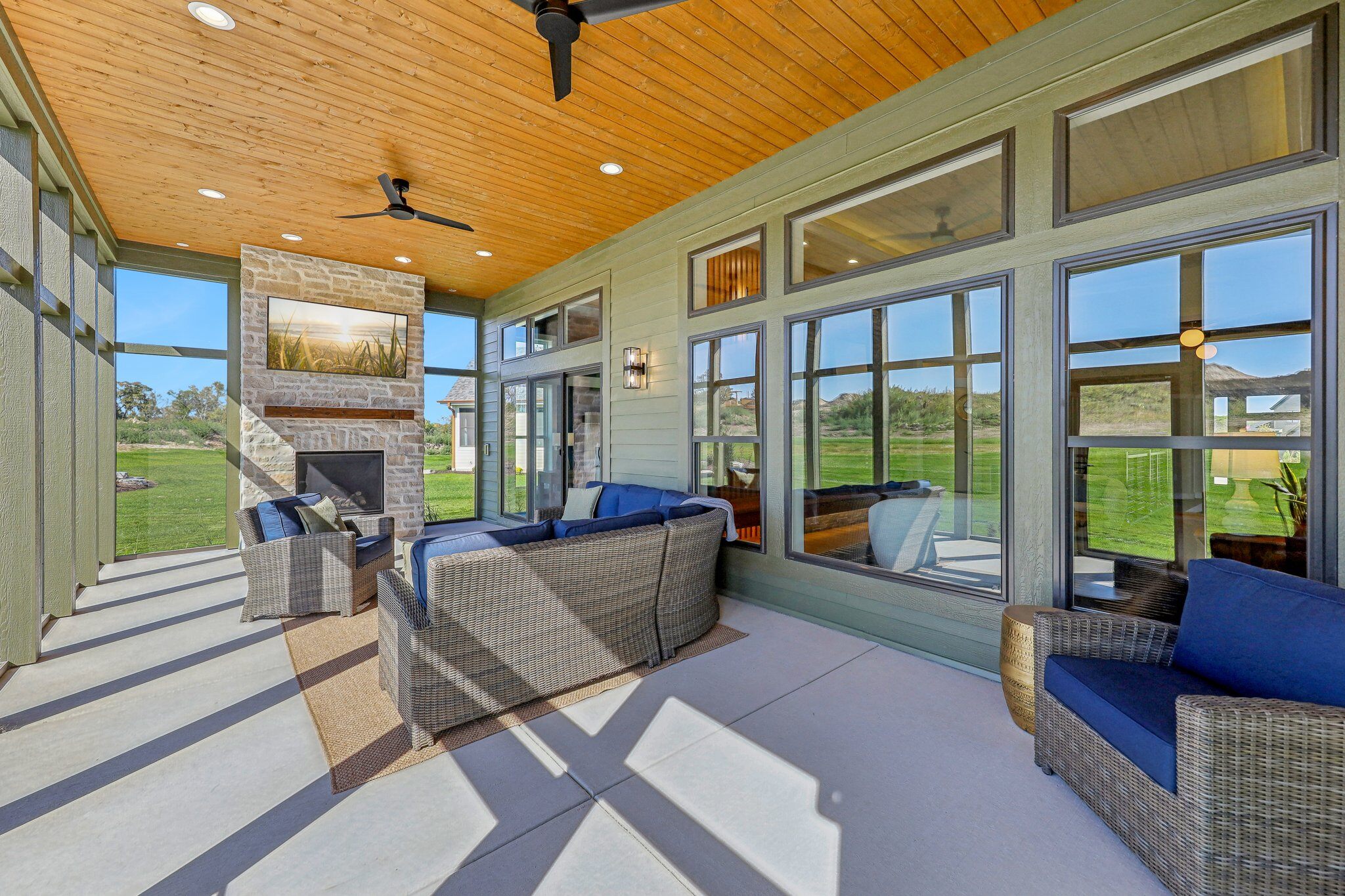 N57W20869 Dunbar Ct-089