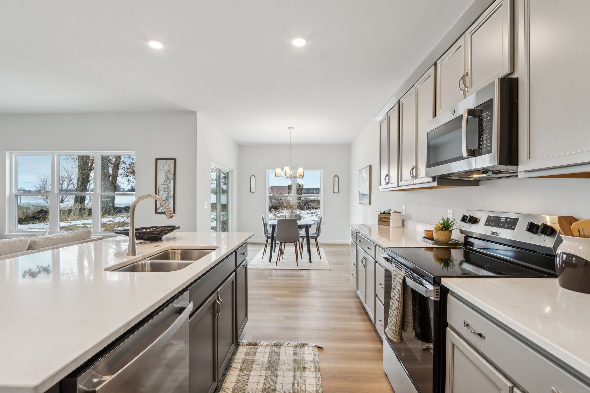 15-web-or-mls-Drumlin Rdg Dr-015